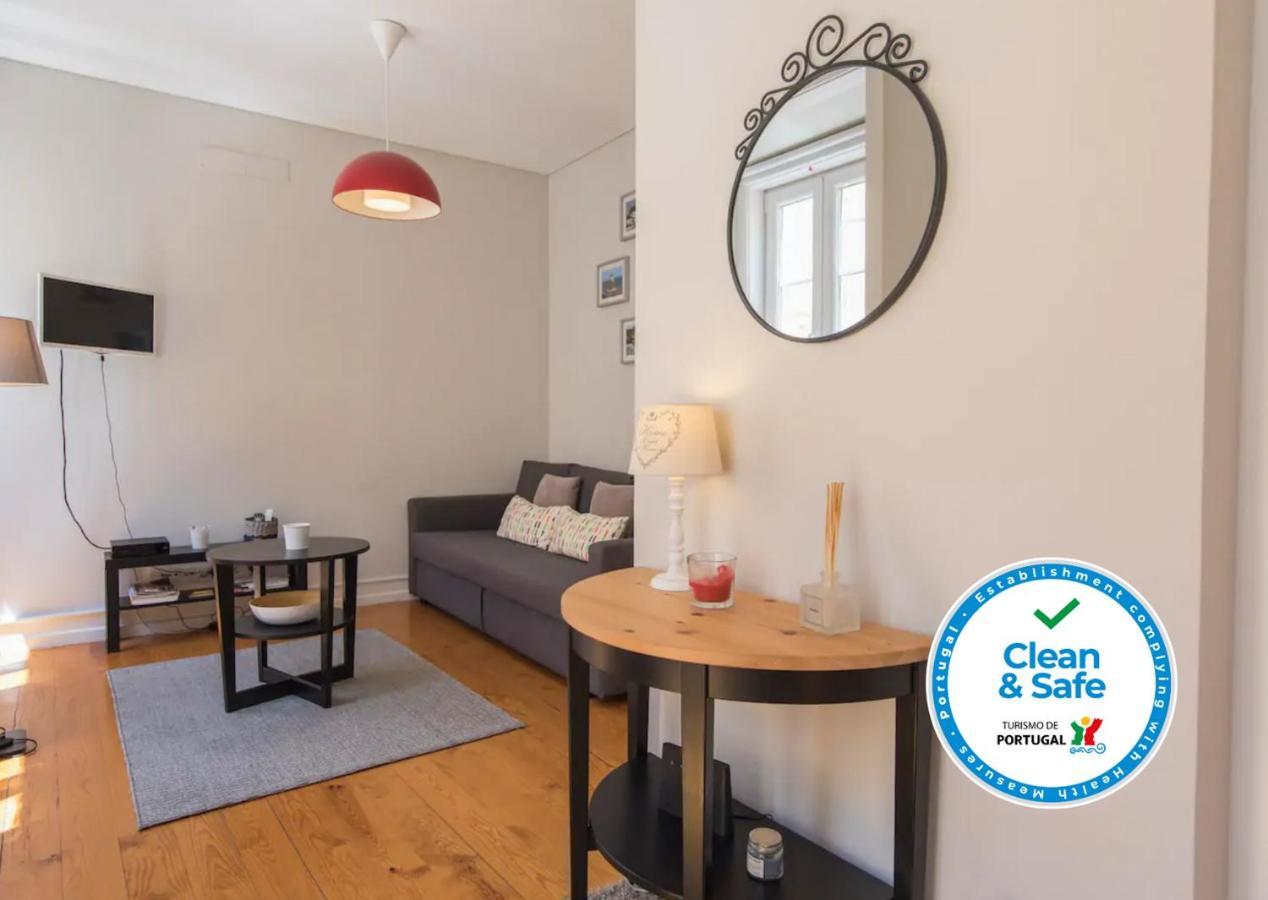 Cozy Flat In The Heart Of Alfama Apartment Lisbon Exterior photo