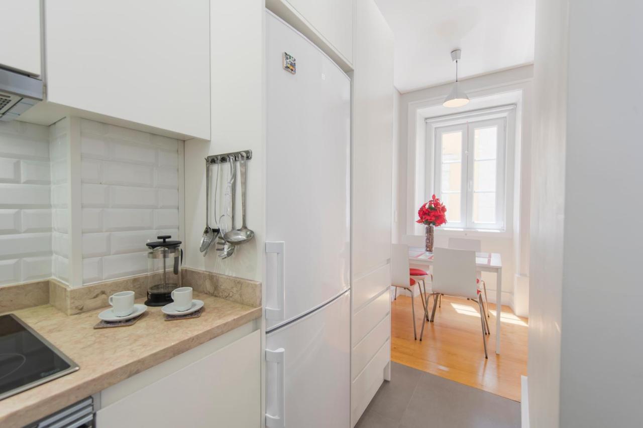Cozy Flat In The Heart Of Alfama Apartment Lisbon Exterior photo